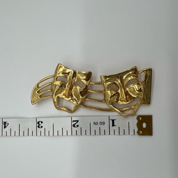 Vintage Gold Tone Theater Mask Brooch – Comedy Tragedy Abstract Art Pin 3” - Picture 3 of 5